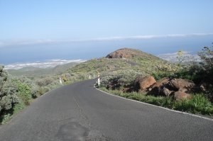 eine mehr oder weniger typische Strae auf Gran Canaria