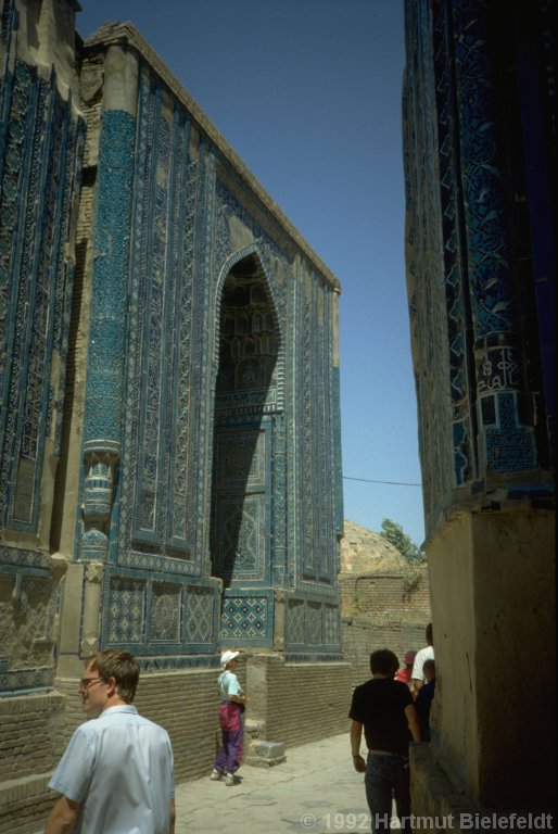 the mausoleum complex Shah-i-Zinda