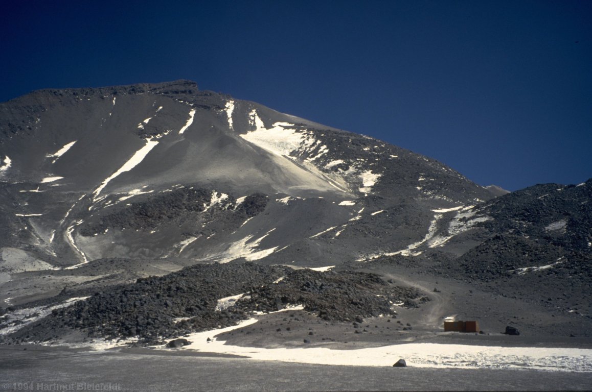 Refugio Tejos (5750 m)