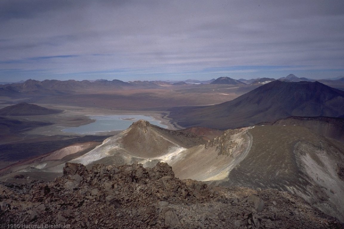 Die Laguna Verde liegt schon in Bolivien.