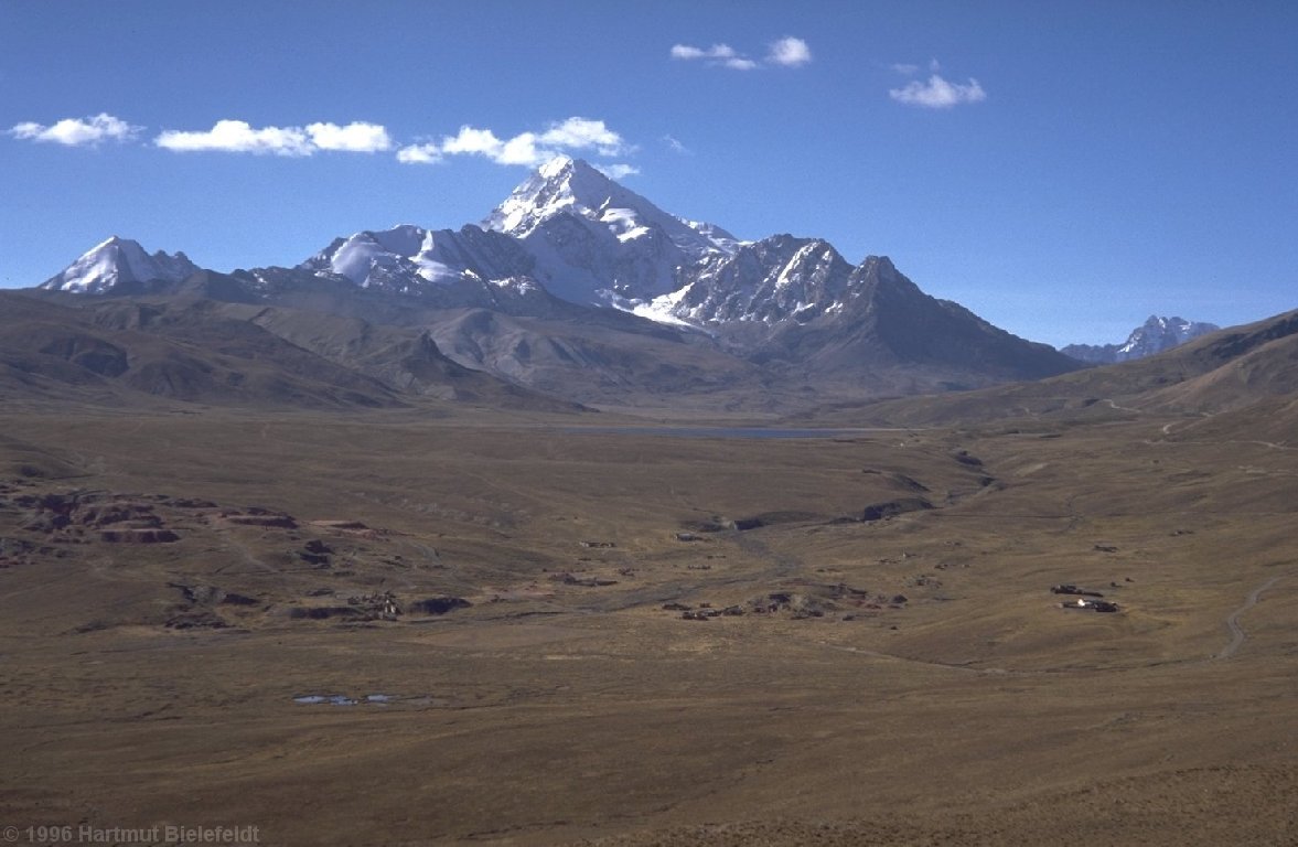 Kurz vor El Alto, Blick zurück auf den Huayna Potosi