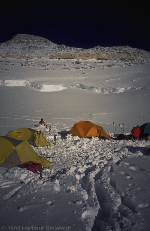 camp 3 (7400 m)