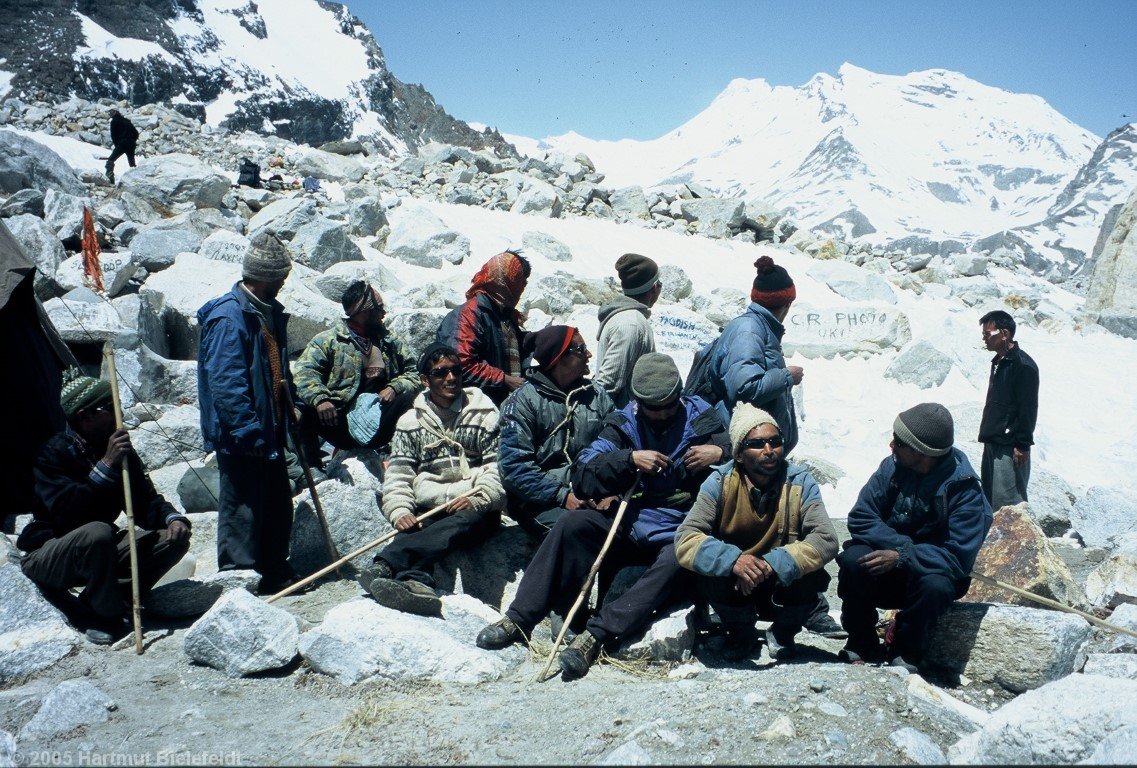 Porters in base camp, 4700 m