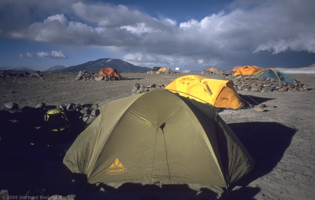 camp site at Refugio Rojas (5260 m)