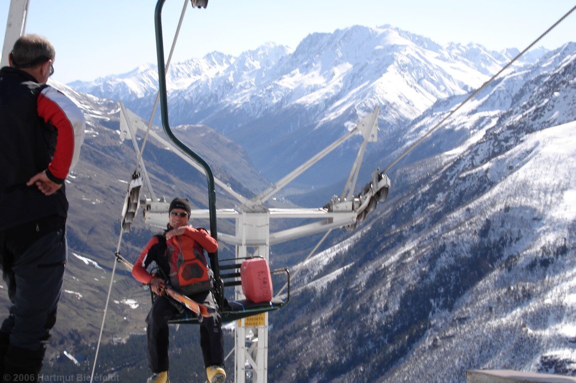 The chairlift is not what we are used to in the Alps
