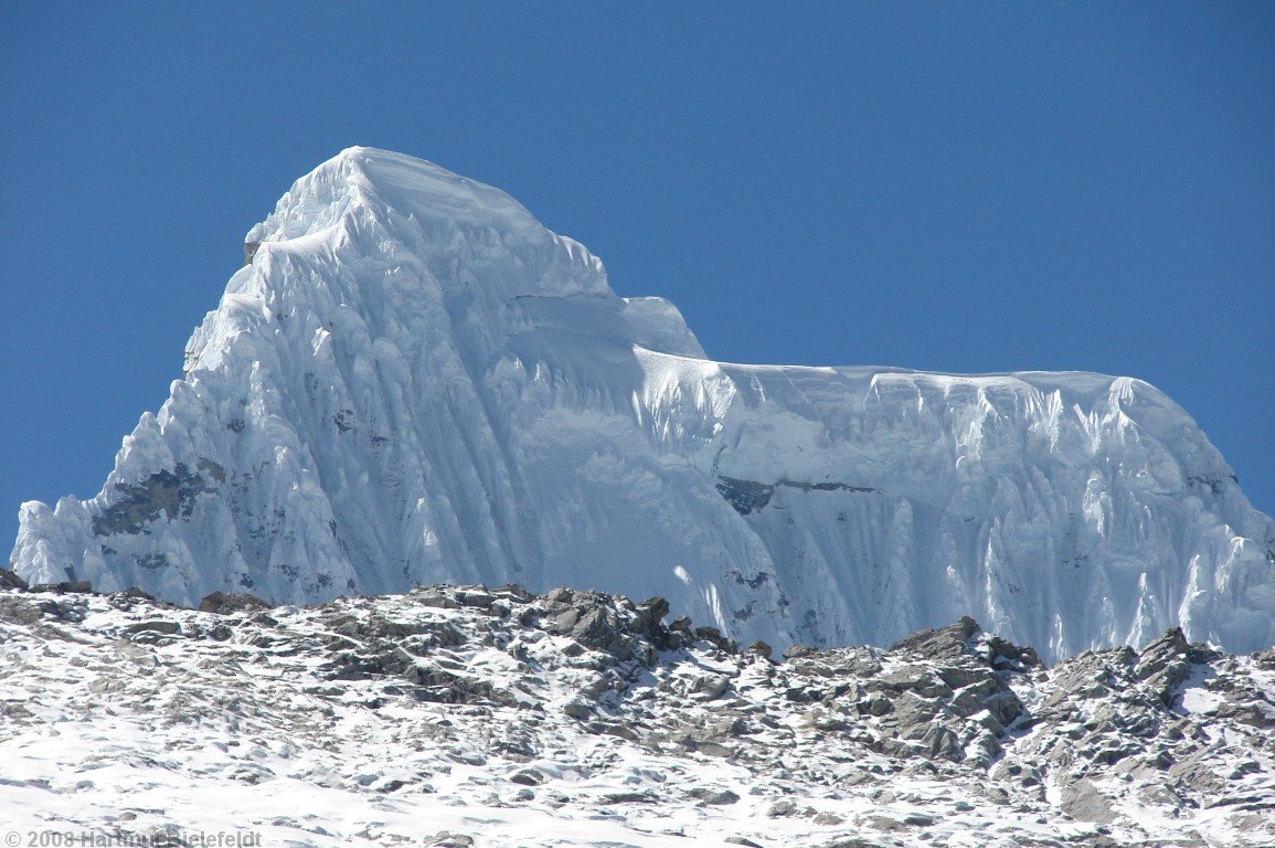 Chacraraju (6112 m)