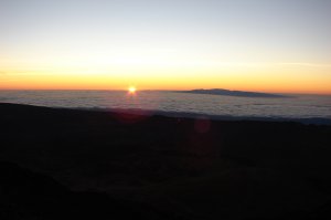 Sonnenaufgang hinter Gran Canaria