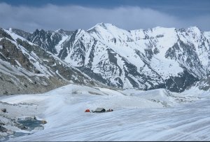 camp 1 (5040 m)