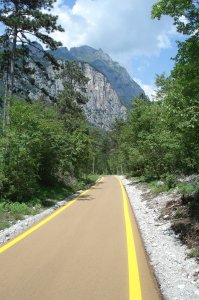 Radweg durch die Marocche di Dro