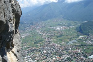 Tiefblick nach Riva und Arco