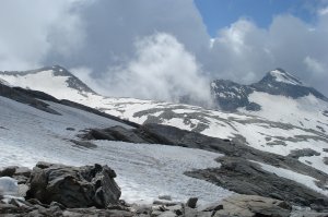 Links Pizzo Mondelli, rechts Joderhorn