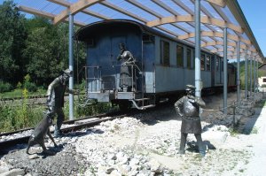 Denkmal am Bahnhof Durlesbach