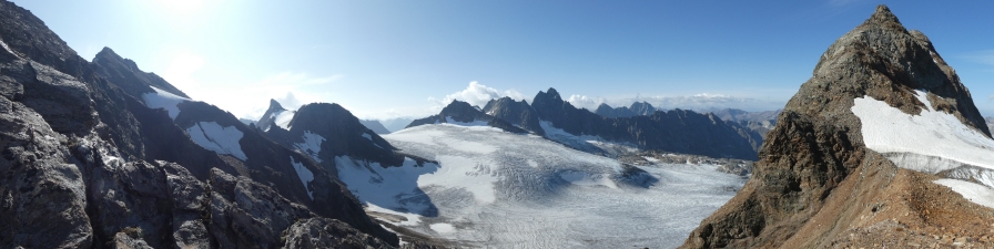 Rotfluhlücke, Silvrettapass (hinten), Rotfluh