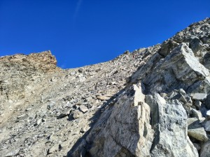 oberes Schuttfeld, in Gratnähe