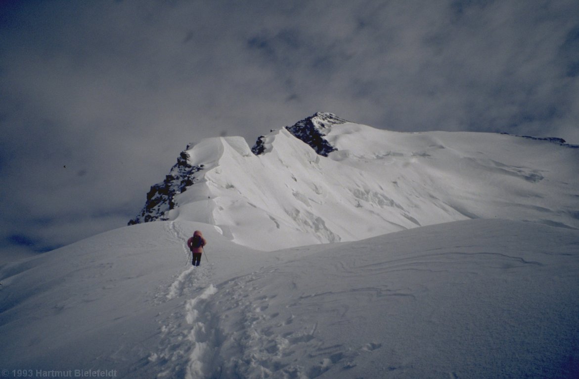 Schneestapferei auf 6600 m