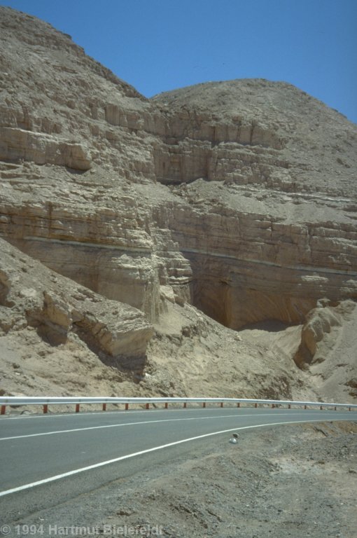 The road to San Pedro de Atama is in excellent condition