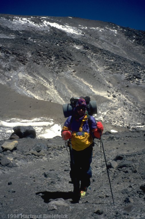 on the way to the upper hut, it is windy and cold.
