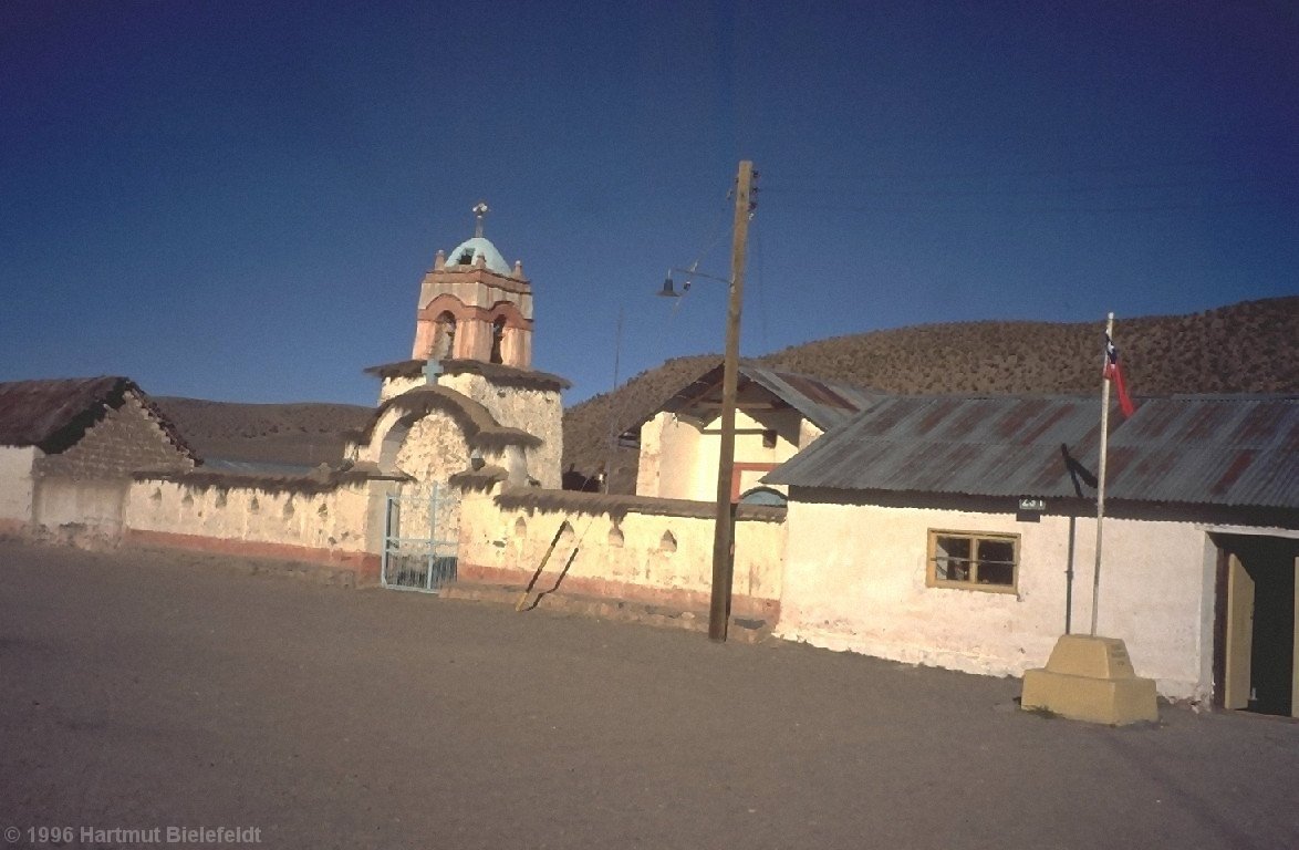 plaza in Caquena