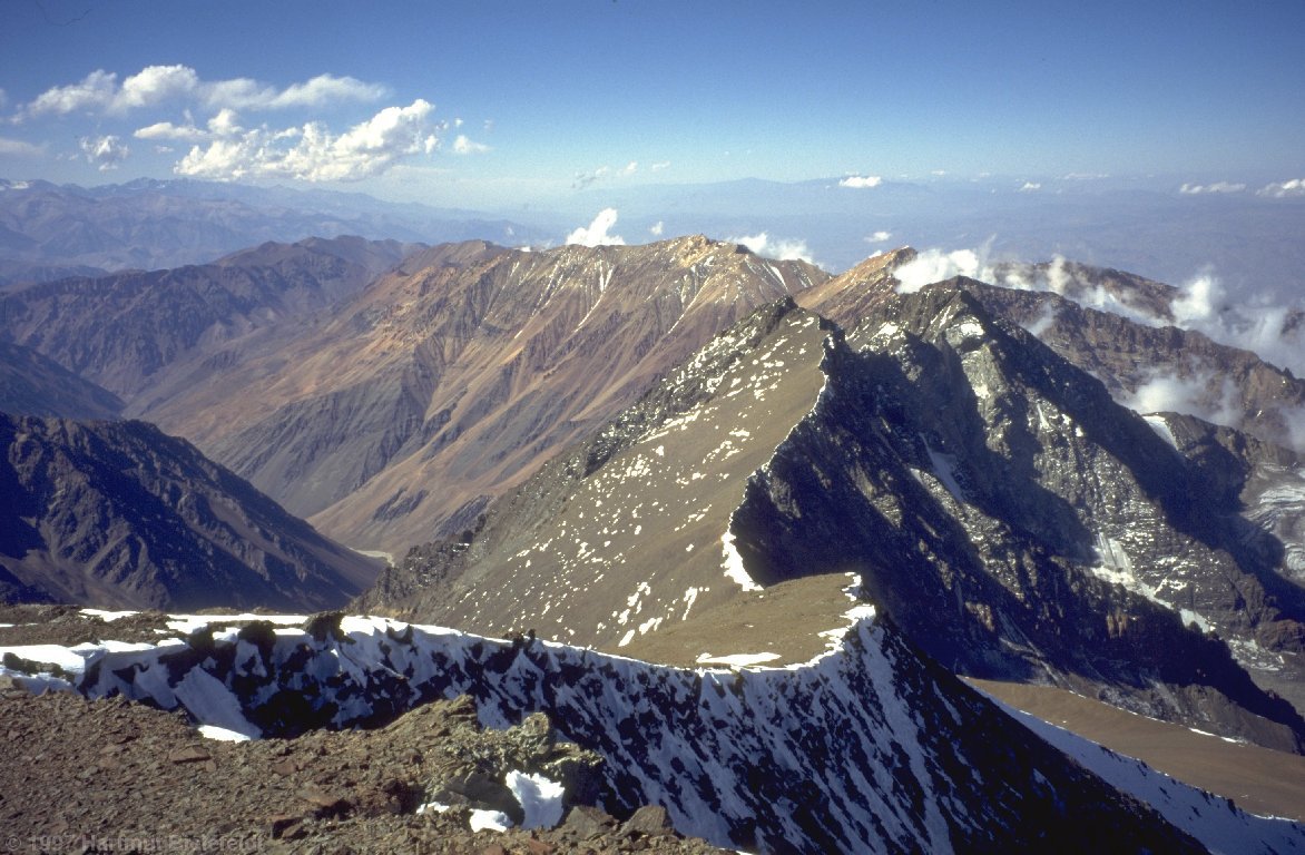 The small peak at the end of the rolling ridge is Cerro Vallecitos.