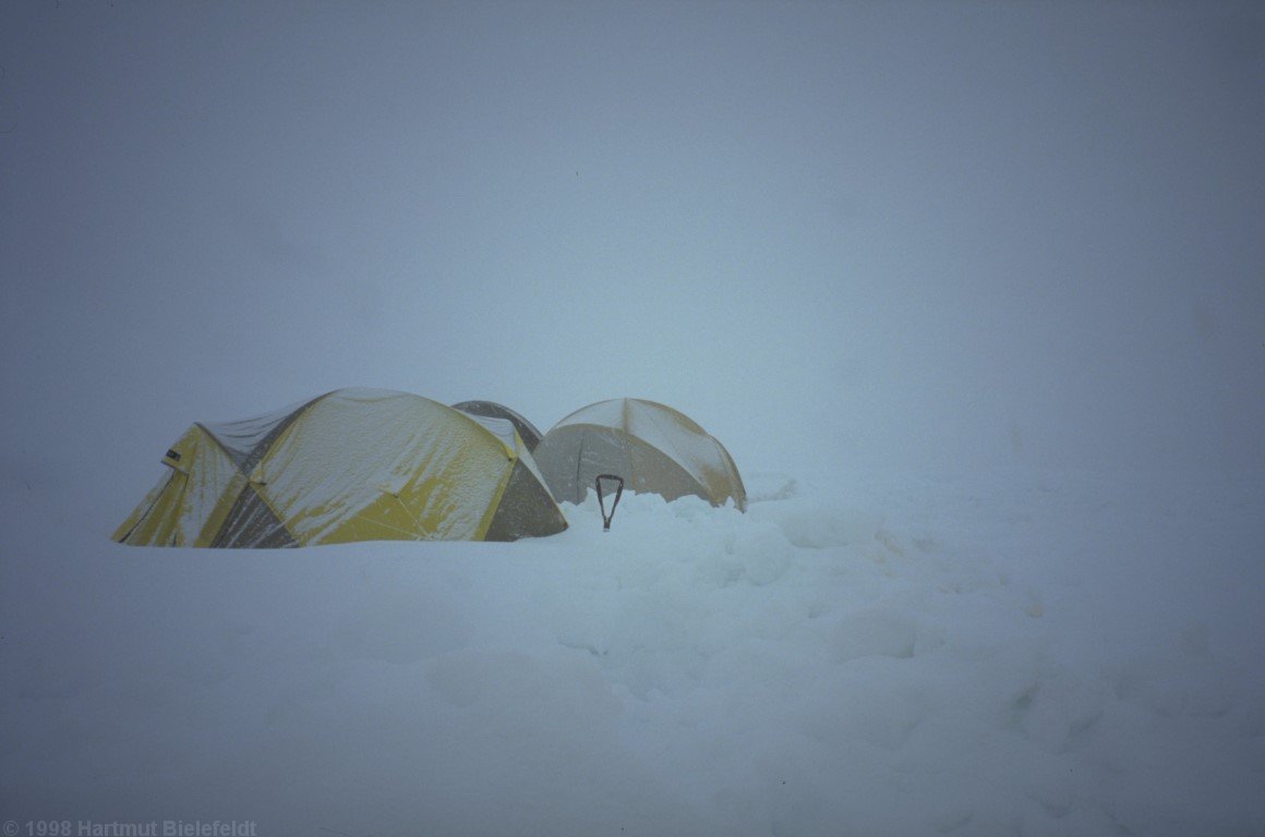 Bad weather break in camp 2.