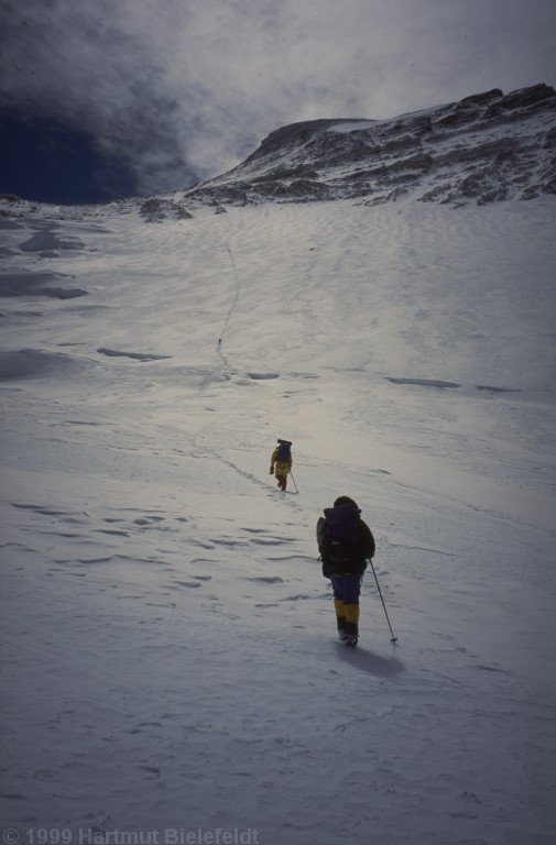 It is only 400 meters altitude gain to camp 3, but it takes a long time.