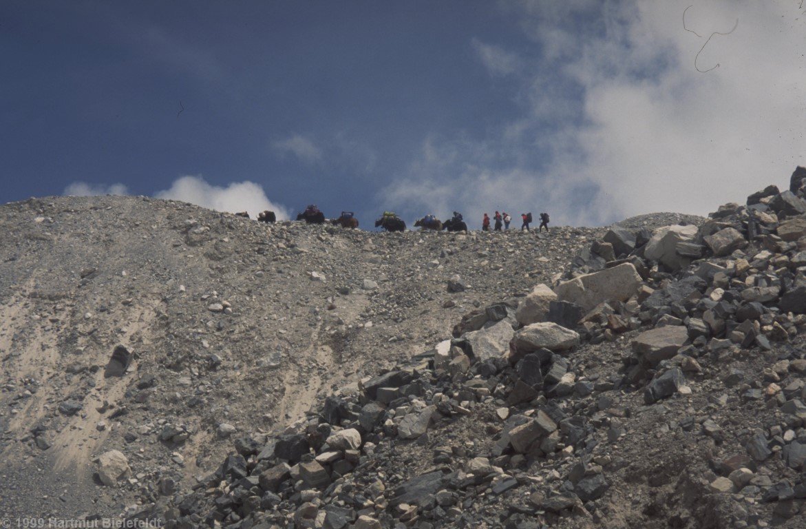 one of the counterslopes on the long way along the moraines