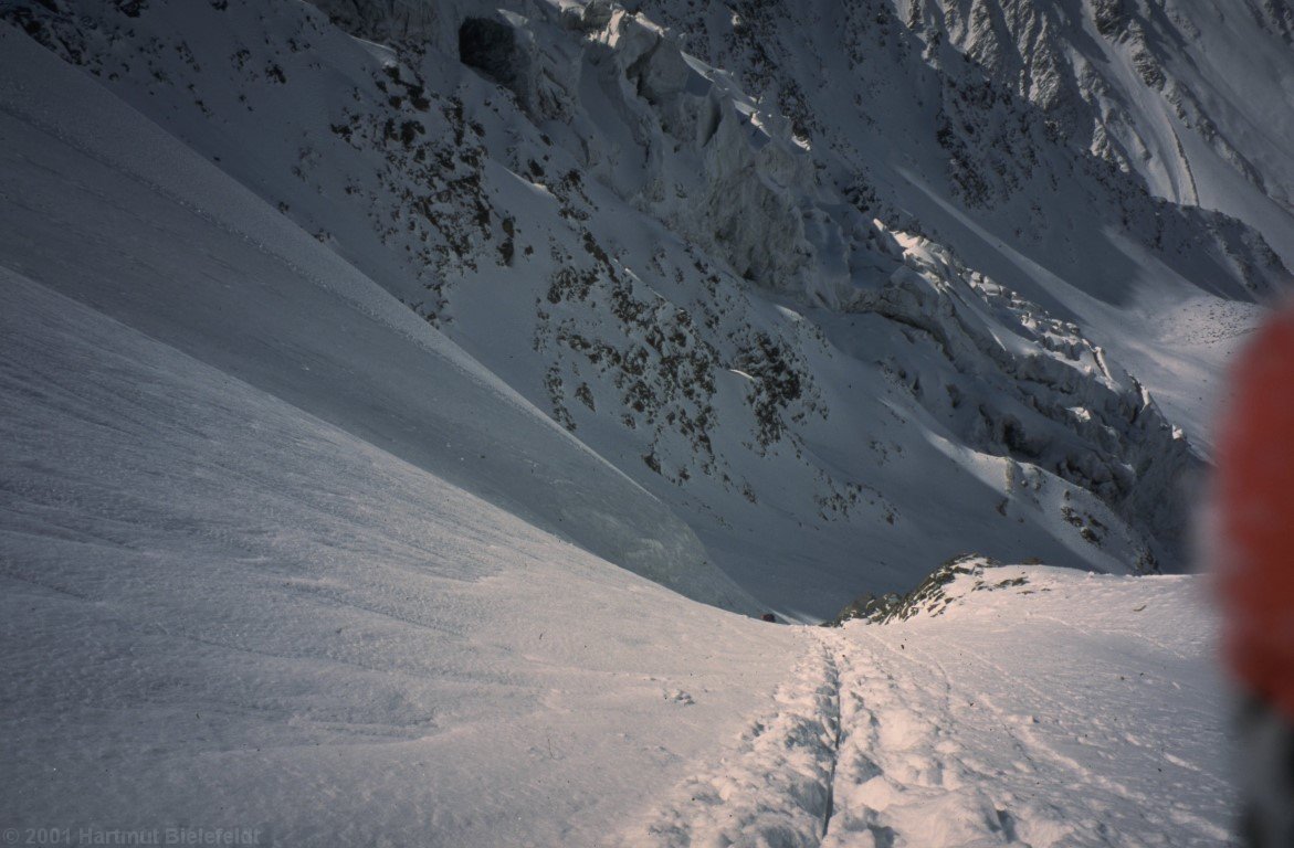 Wider Erwarten hält der Schnee.