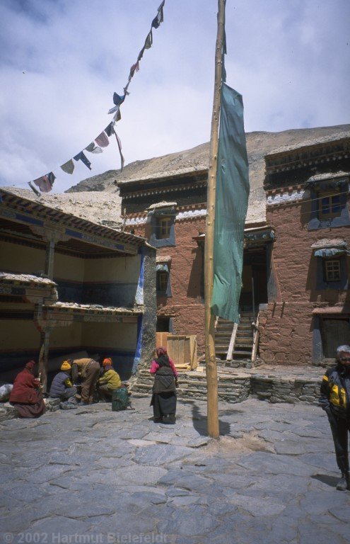 Rongbuk monastery