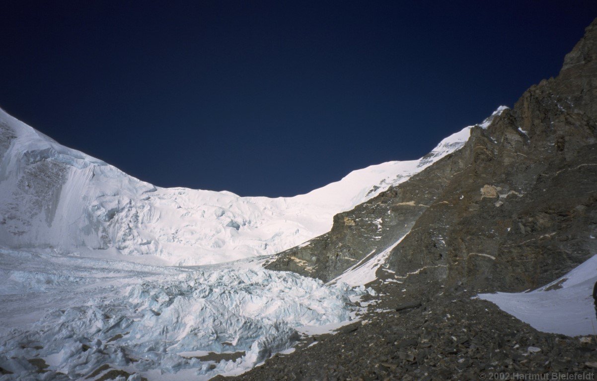again climbing up to the North Col