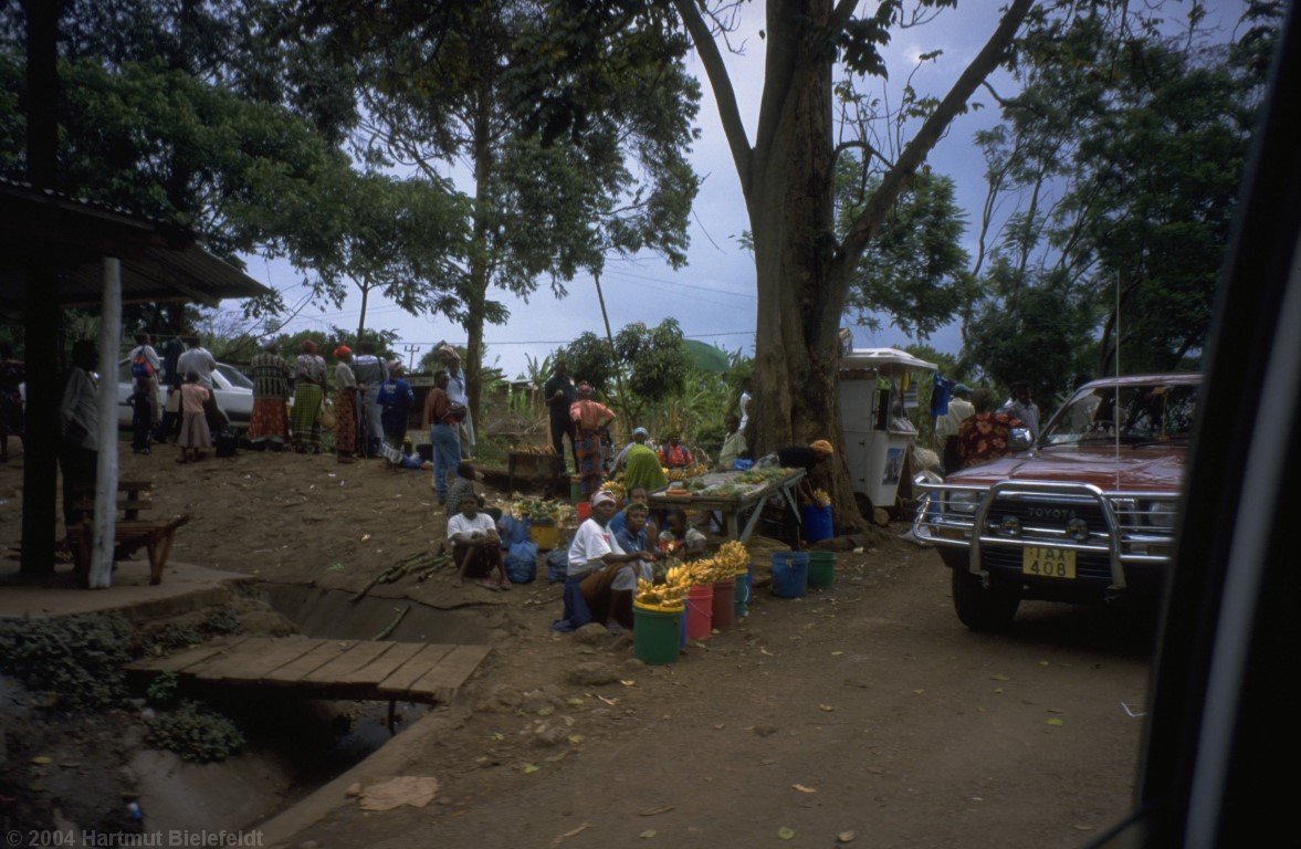 Kleiner Straßenmarkt auf dem Rückweg