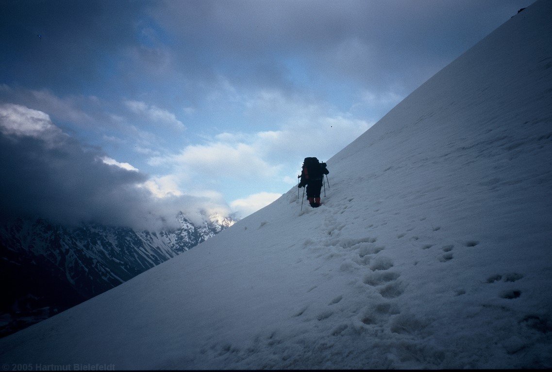 The last upward slope before base camp