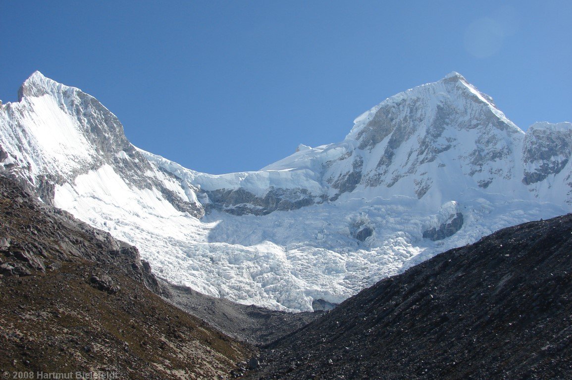 The access to the high plateau of the Huandoys doesn´t look easy