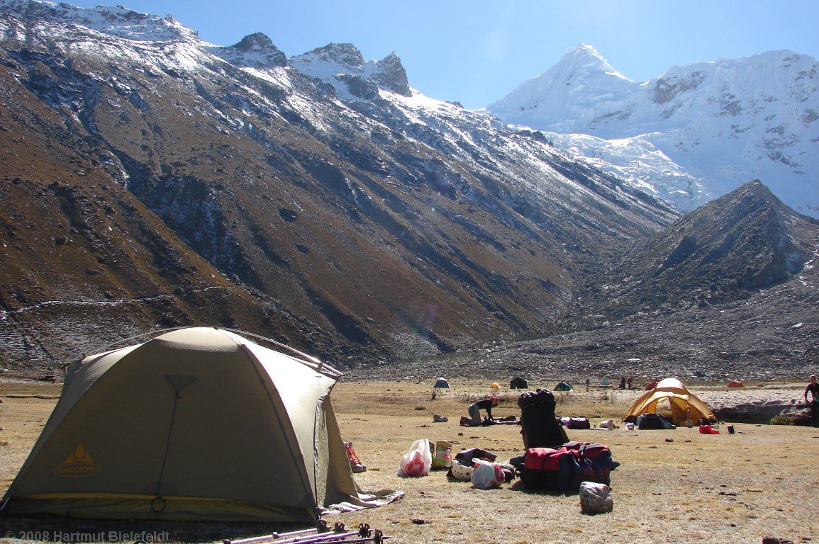 basecamp Ishinca