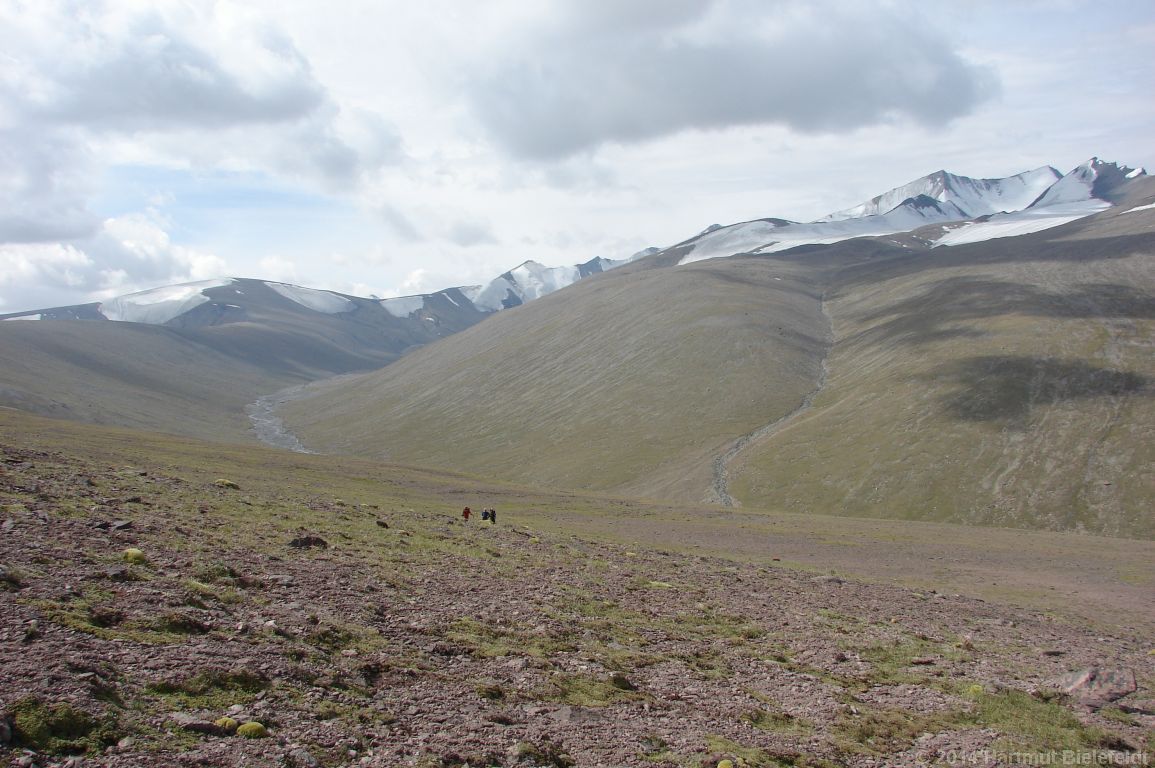 Unser Tal mit Konga Ri, Shaldor Ri, Dzo Jongo East, West, Regoni Mallai Ri