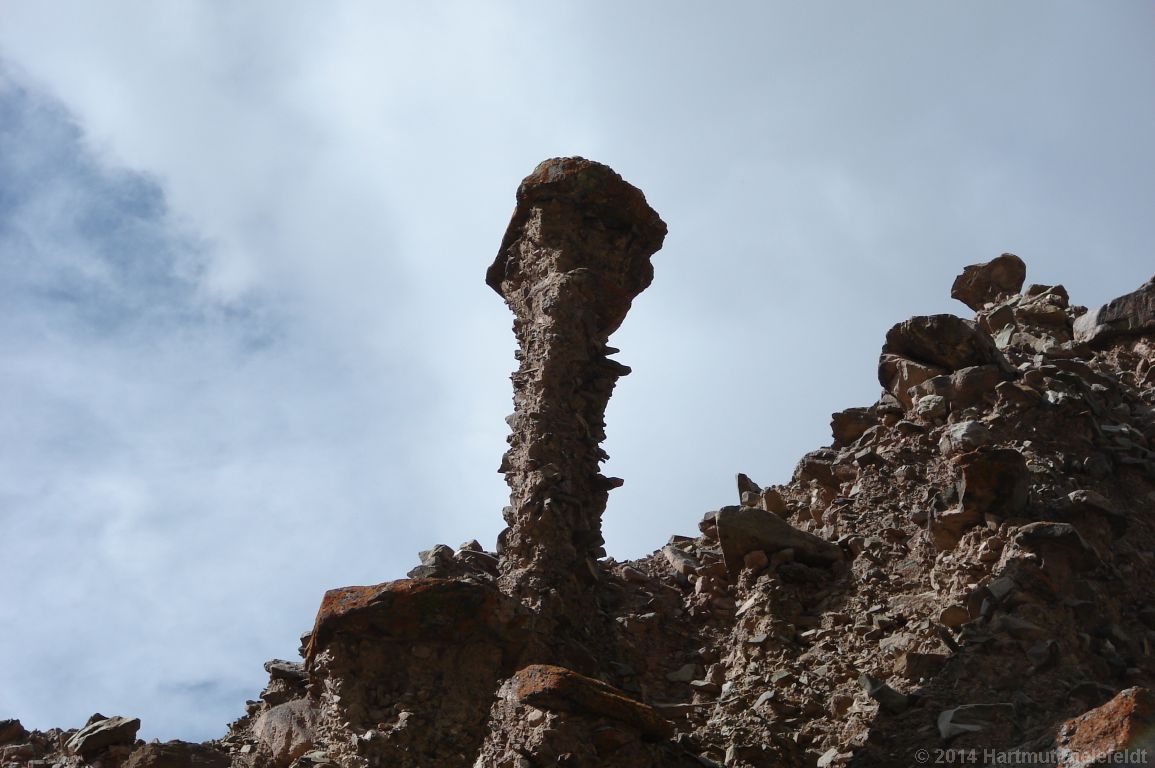 Ger�llformationen am Weg