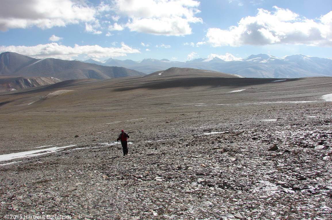 Die erste Stunde ist recht eint�nig.