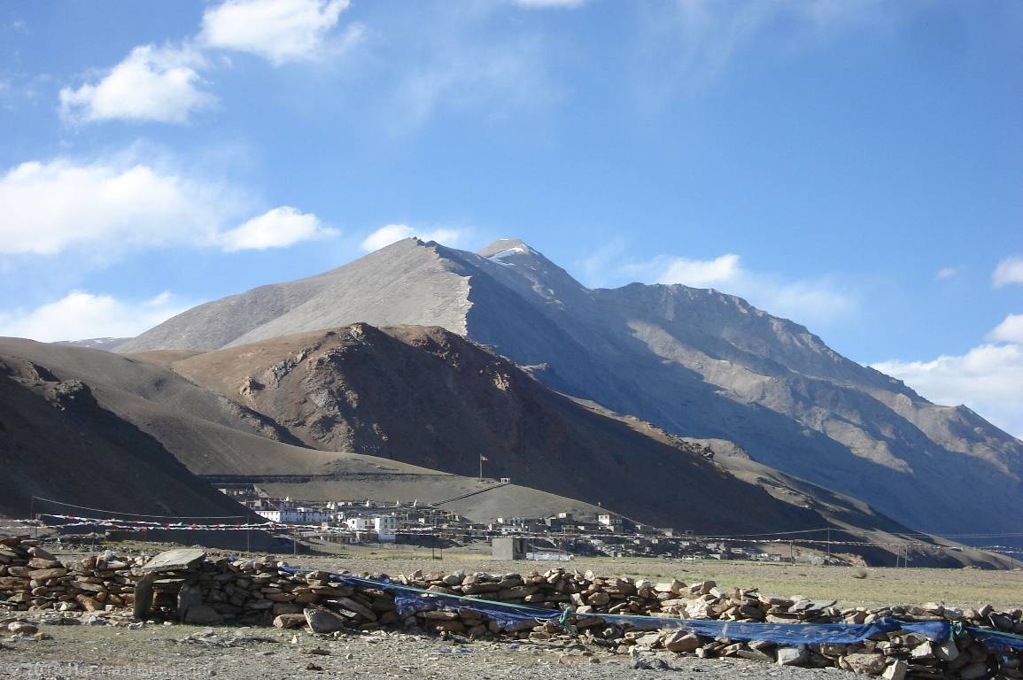 Korzok, dar�ber der Ostgipfel des Yalung Nong