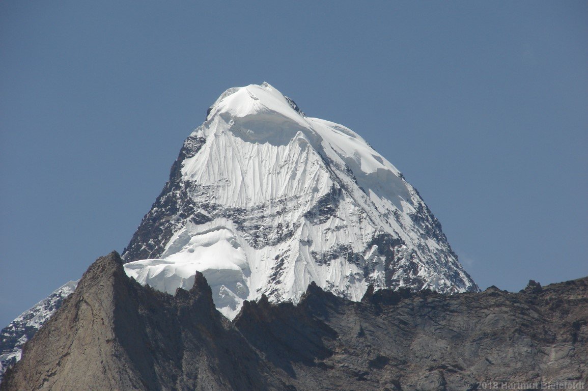 unbenannter und unnahbarer Berg, etwa 6500 m