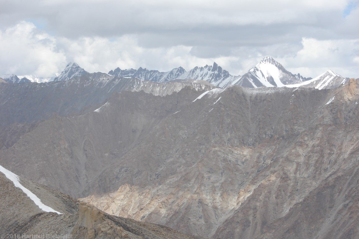 Berge im Nordosten (eventuell Telthop)