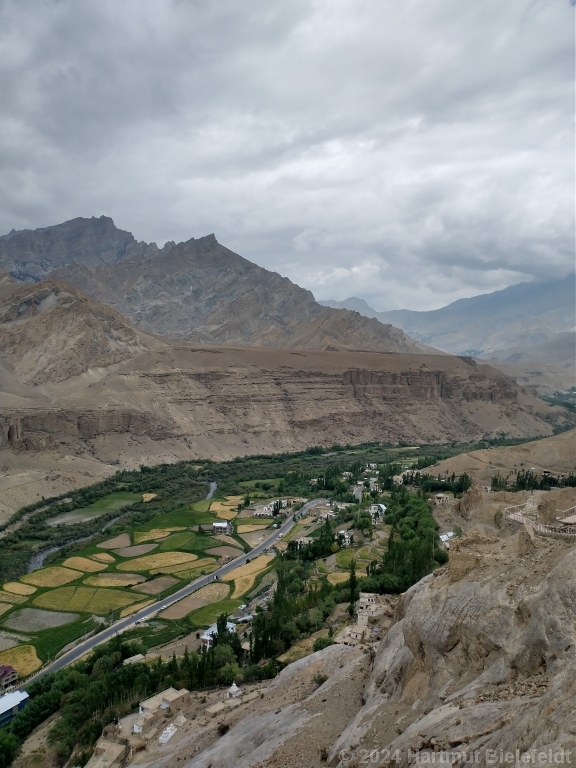 near Mulbekh