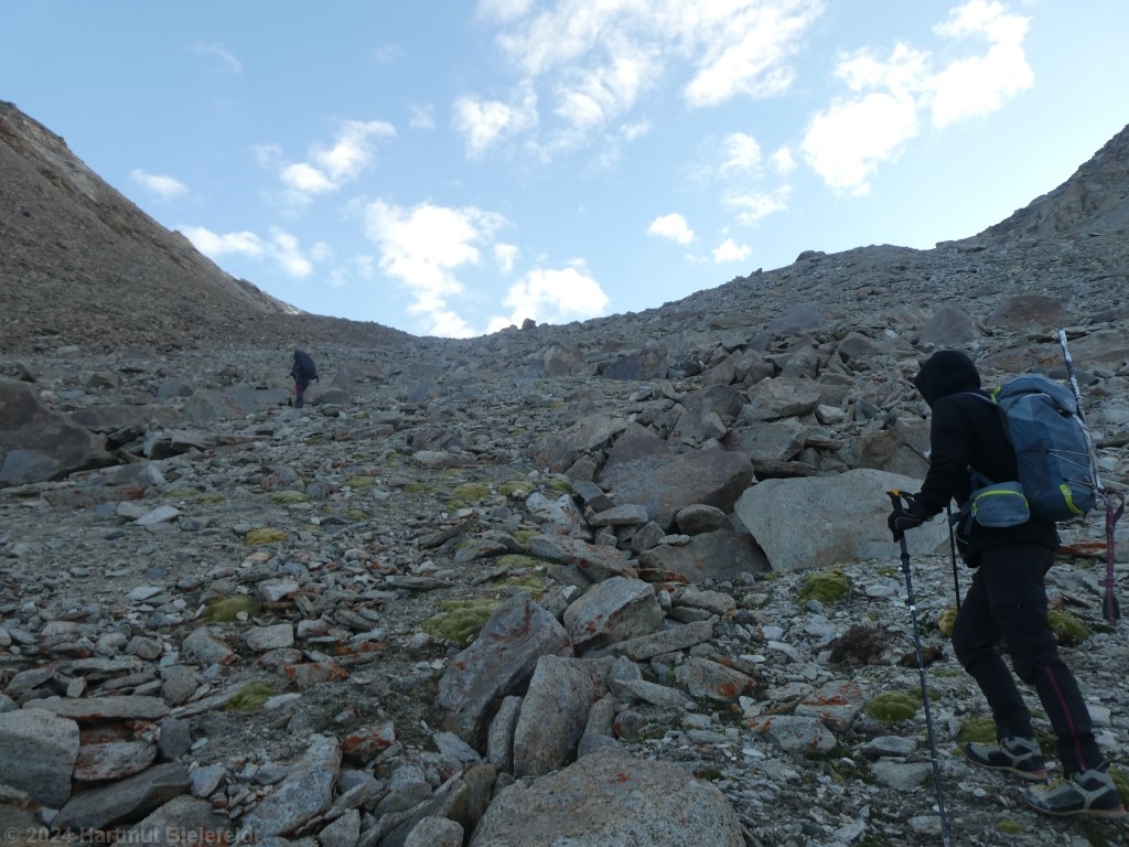 Ascent to Pologongka