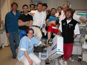 Gruppenbild mit Dame